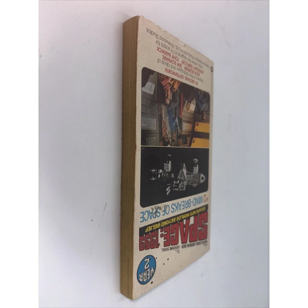 Space: 1999 Year 2, #2. Edge of the Infinite  by Michael Butterworth (1977, pb)